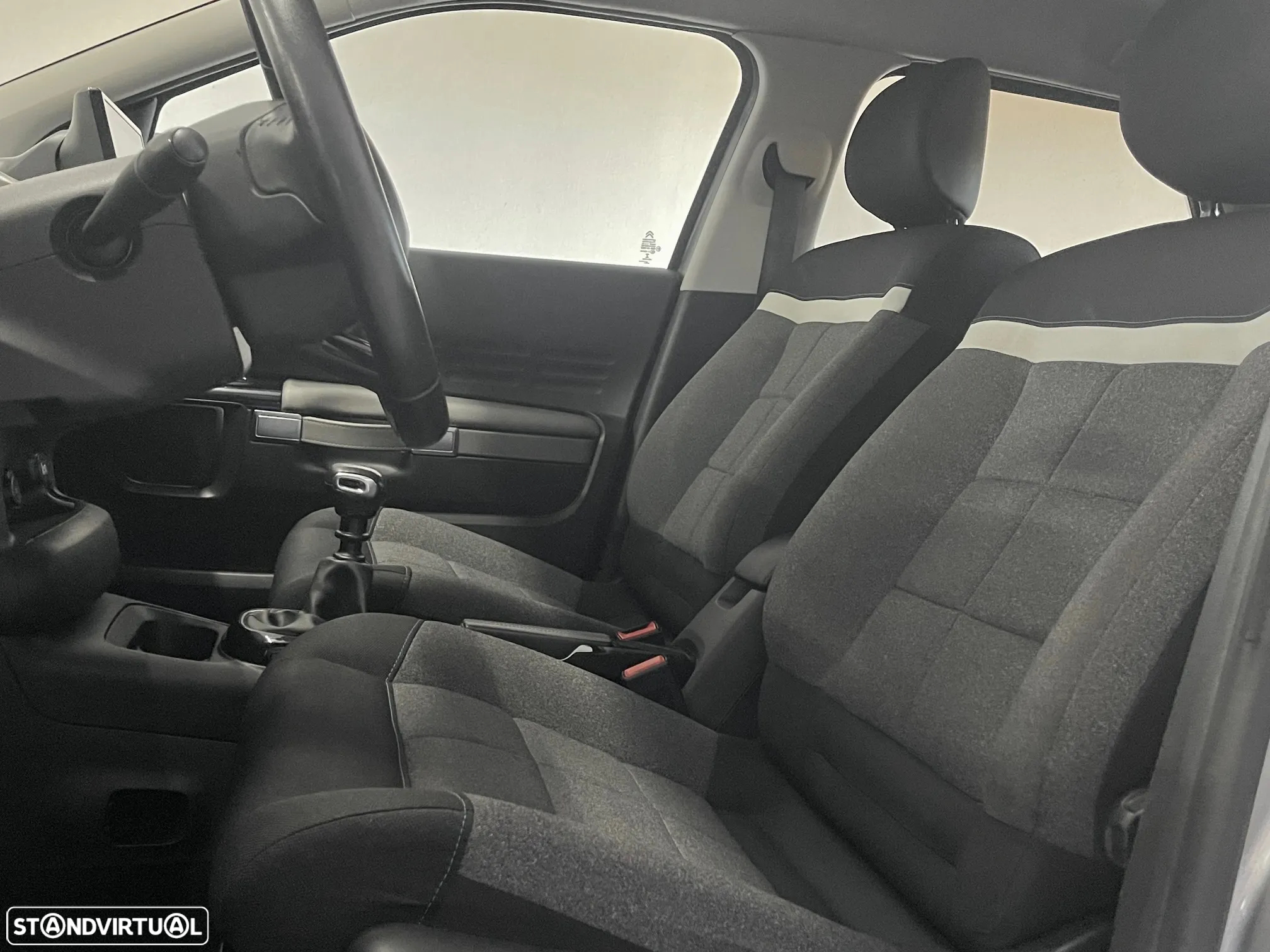 Citroën C4 Cactus 1.2 PureTech Shine Pack - 13