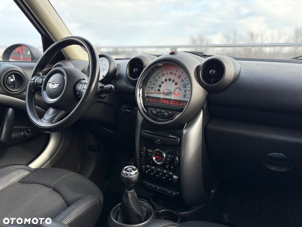 MINI Countryman Cooper D ALL4 - 9