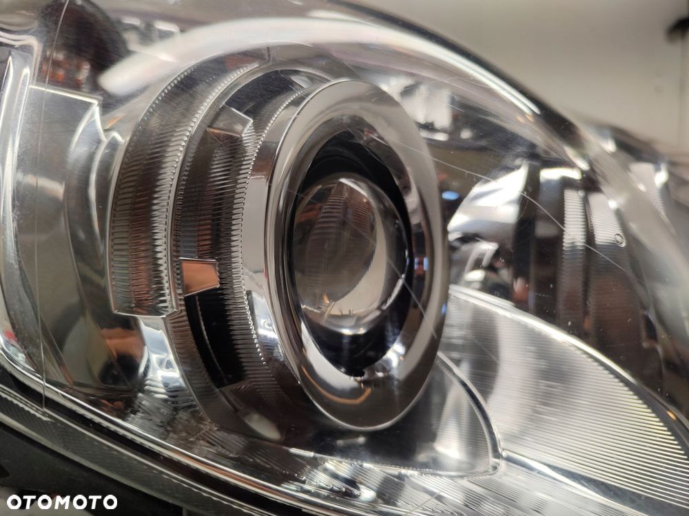 subaru legacy outback xenon lampa prawy przód - 2