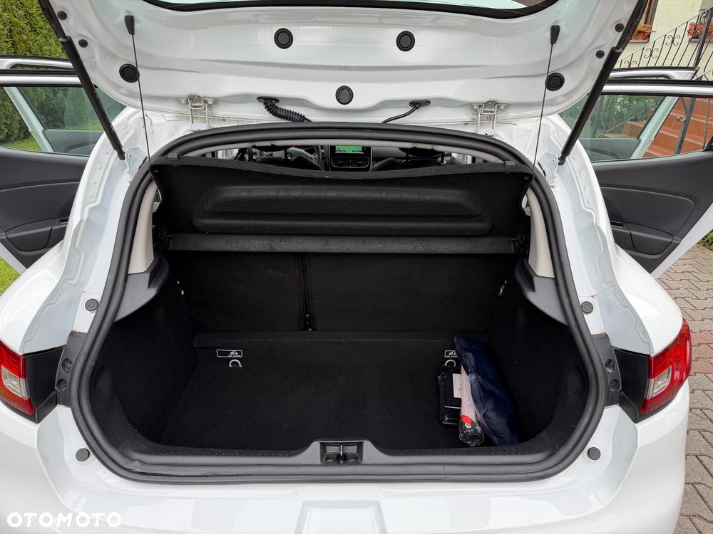 Renault Clio 1.2 16V 75 Limited - 28