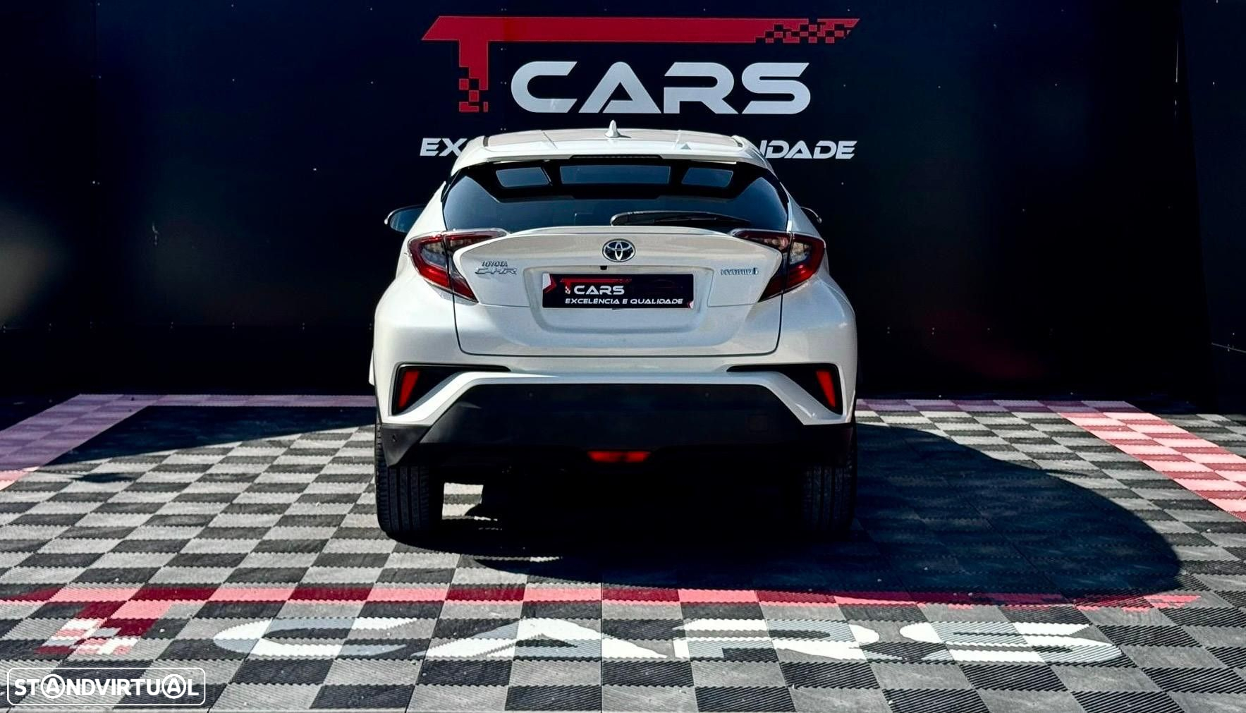 Toyota C-HR 1.8 Hybrid Exclusive - 4