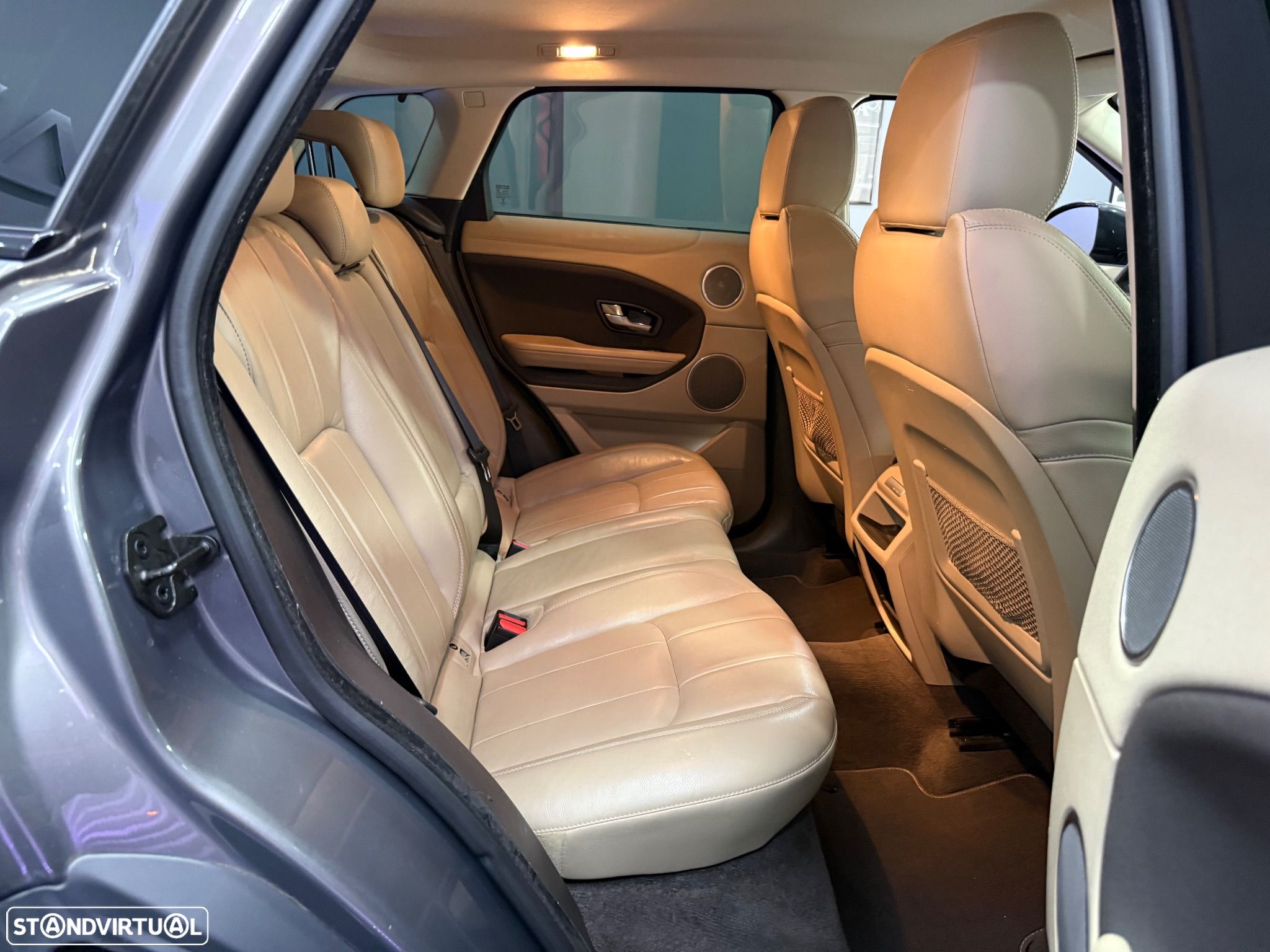 Land Rover Range Rover Evoque 2.0 eD4 SE Dynamic - 19