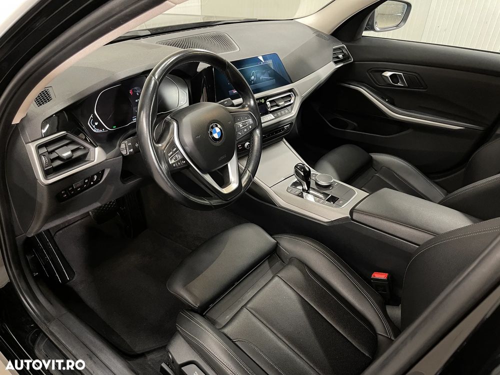 BMW Seria 3 320i xDrive AT - 6