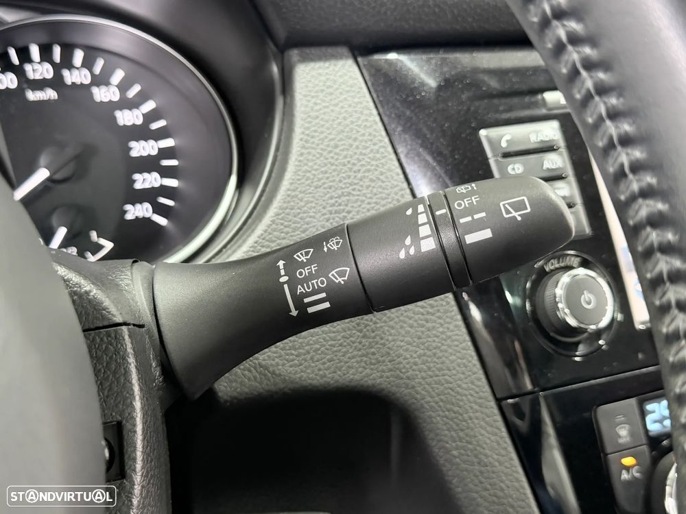 Nissan Qashqai 1.5 dCi N-Connecta - 25