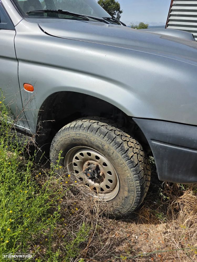 Mitsubishi L200 - 2