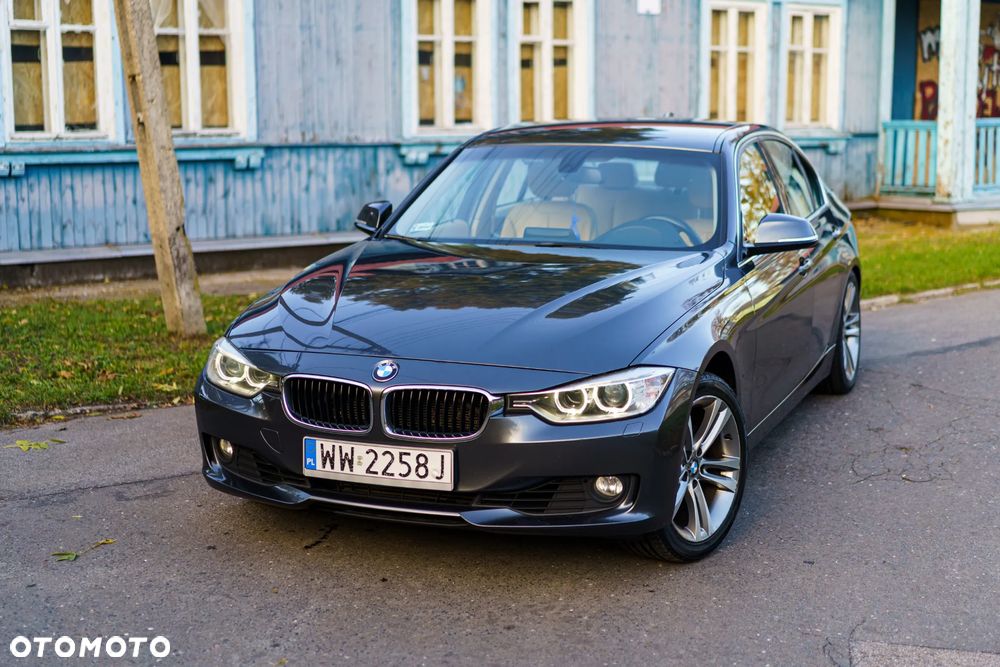 BMW Seria 3 320i - 1