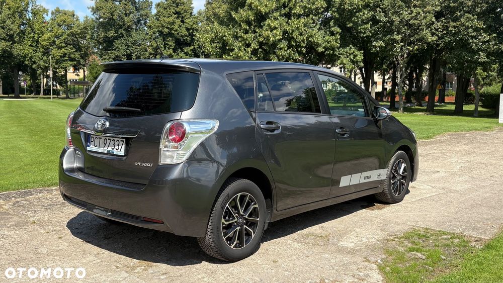 Toyota Verso 1.6 D-4D Active 7os - 6