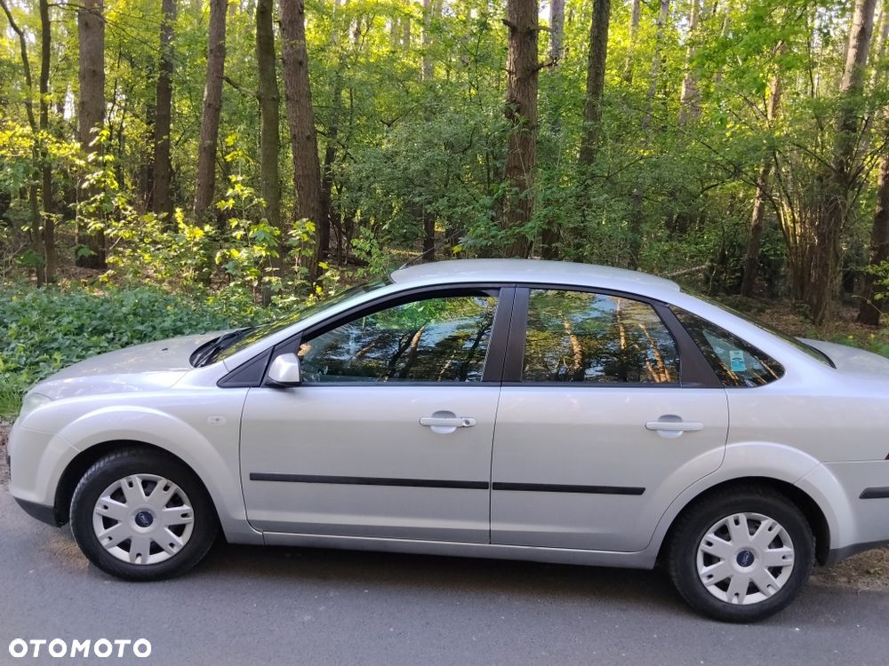Ford Focus - 8