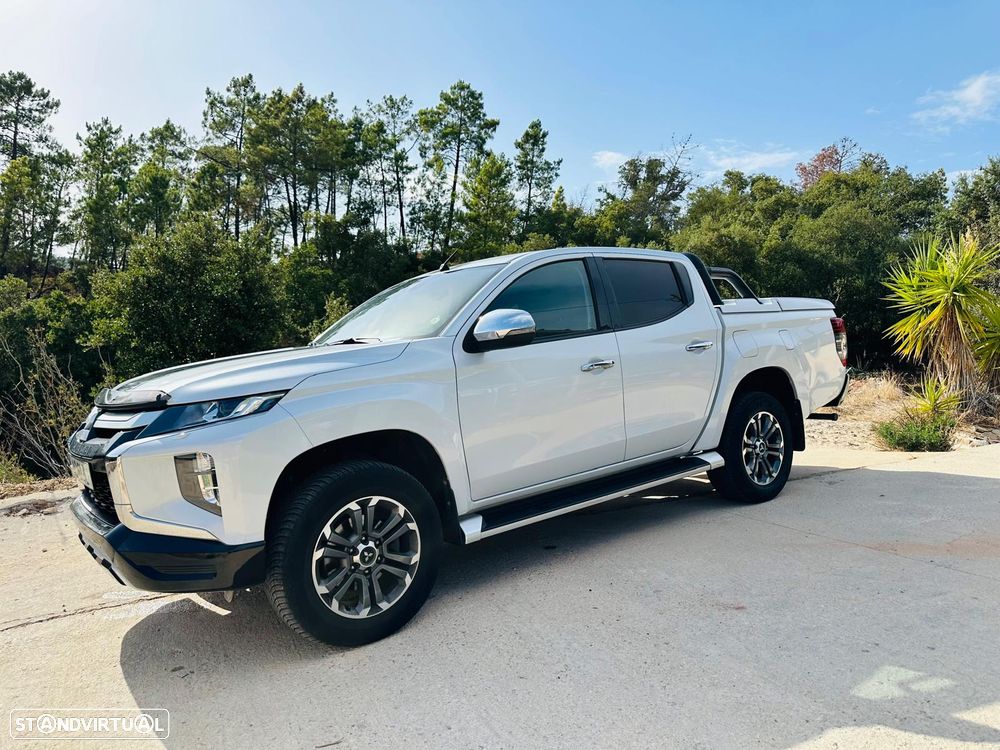 Mitsubishi L200 2.3 DI-D Strakar Space Cab 1st Edition AT 4WD - 10
