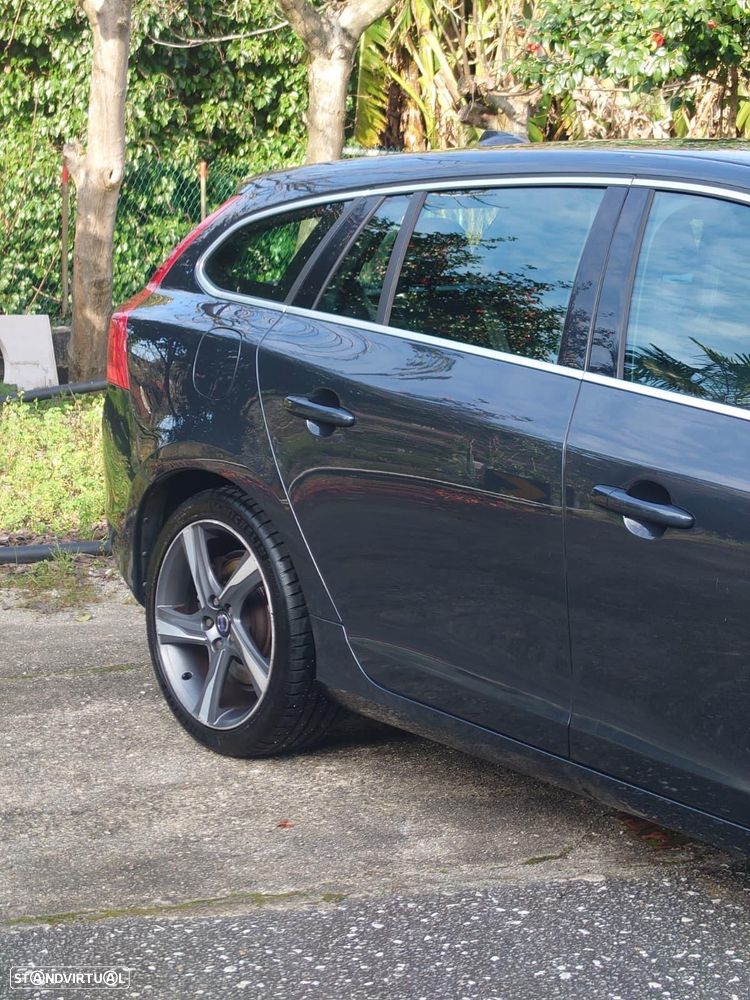 Volvo V60 - 37