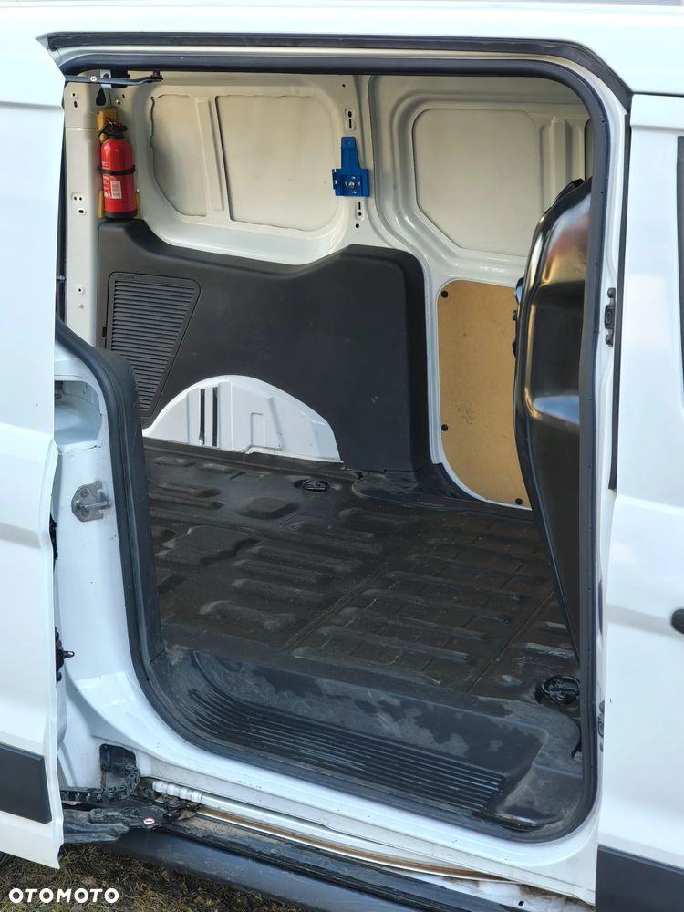 Ford Transit Connect - 15