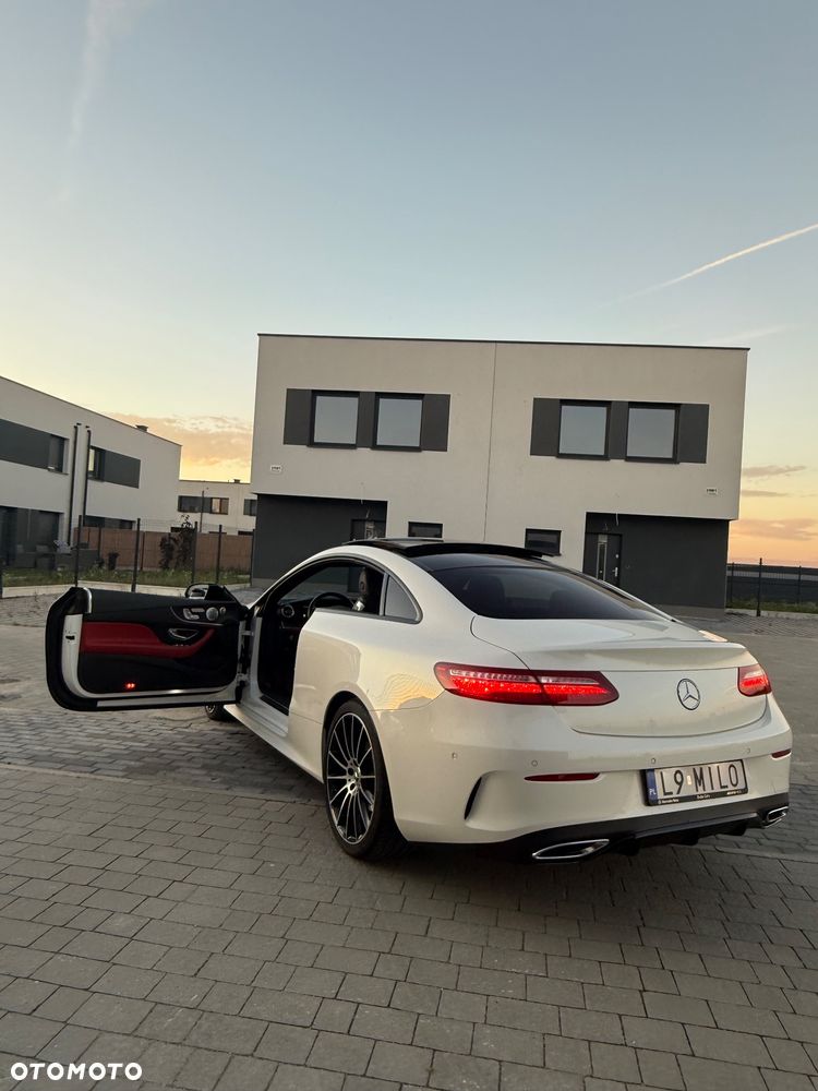 Mercedes-Benz Klasa E 200 4Matic 9G-TRONIC AMG Line - 7