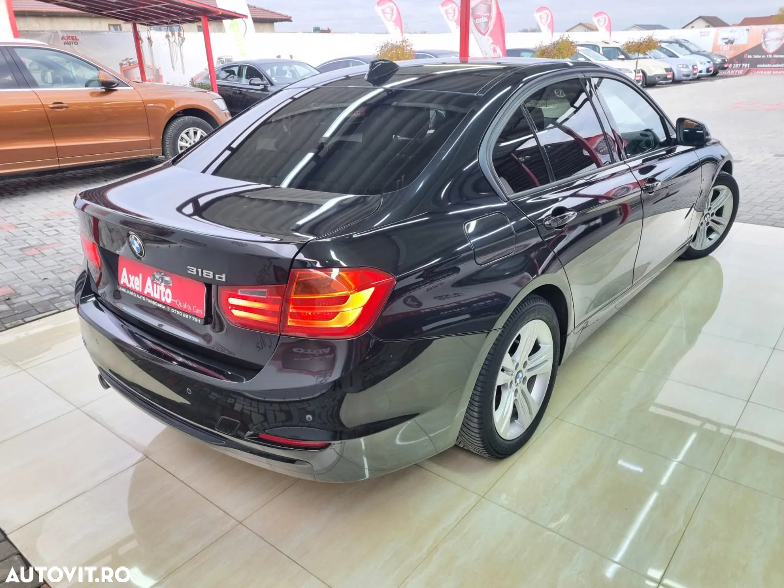 BMW Seria 3 318d - 30