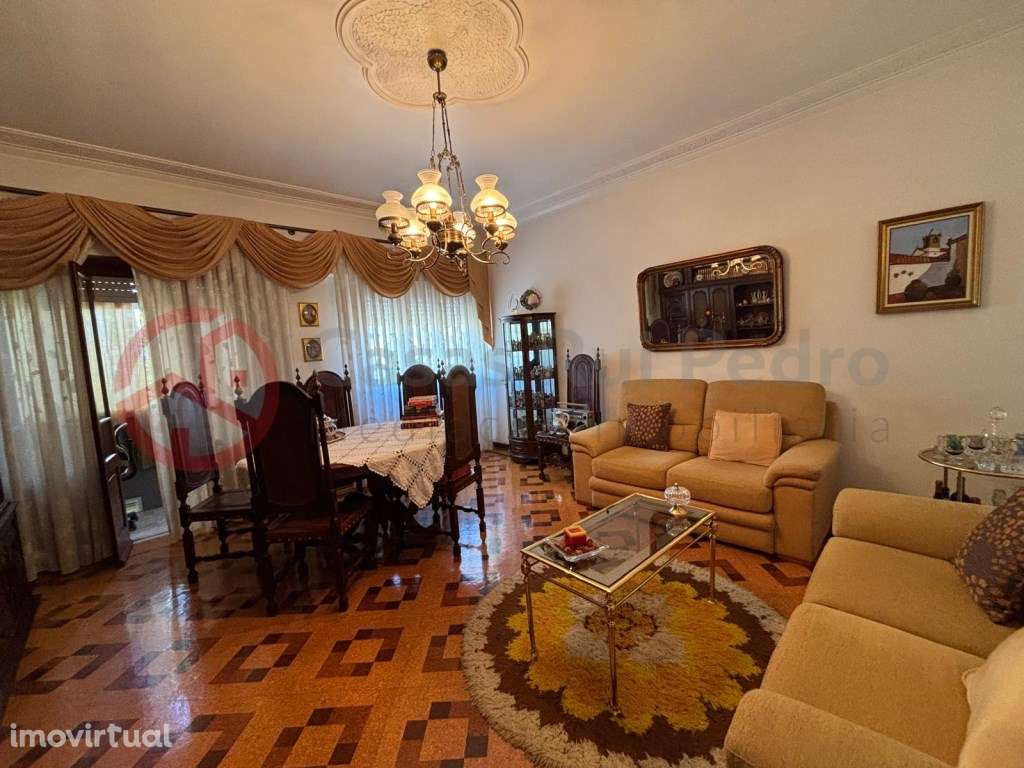 Apartamento T3 junto ao metro de superficie do Laranjeiro - Grande imagem: 2/28