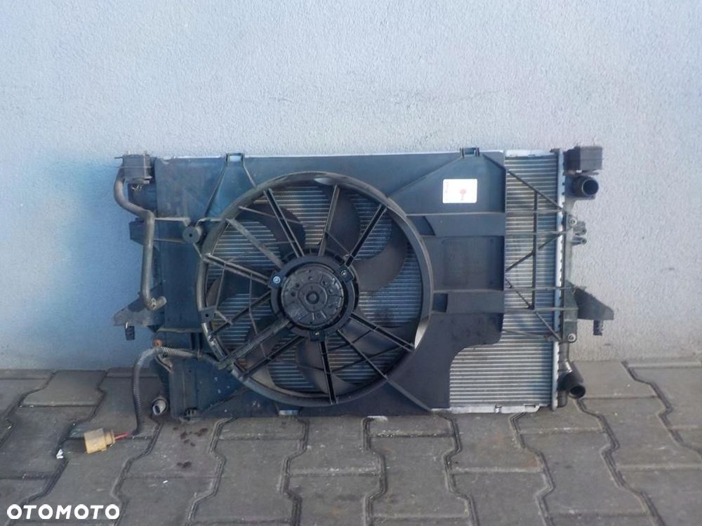 VW T5 2.5 TDI CHŁODNICA WODY WENTYLATOR KOMPLET - 2