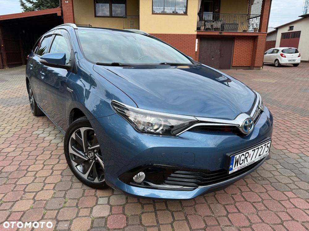 Toyota Auris - 2