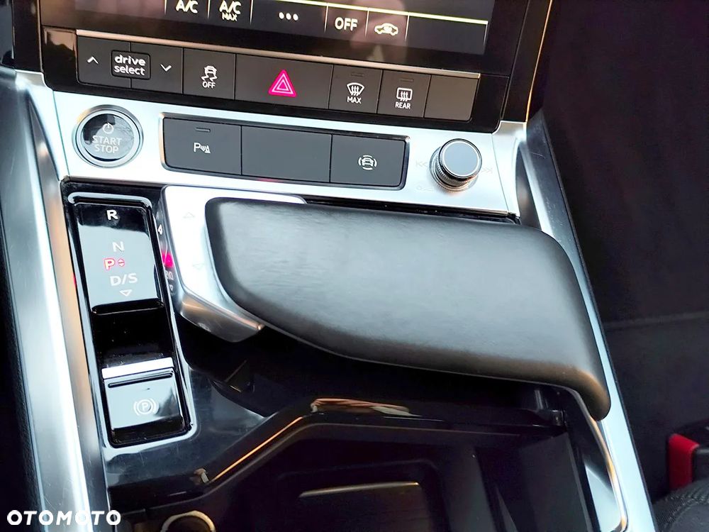 Audi e-tron 50 Quattro - 23