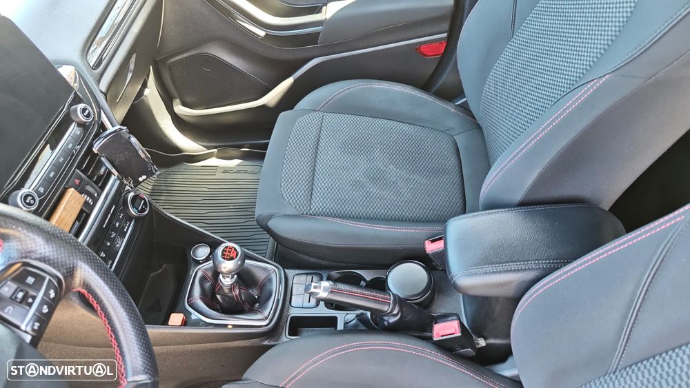 Ford Fiesta - 10