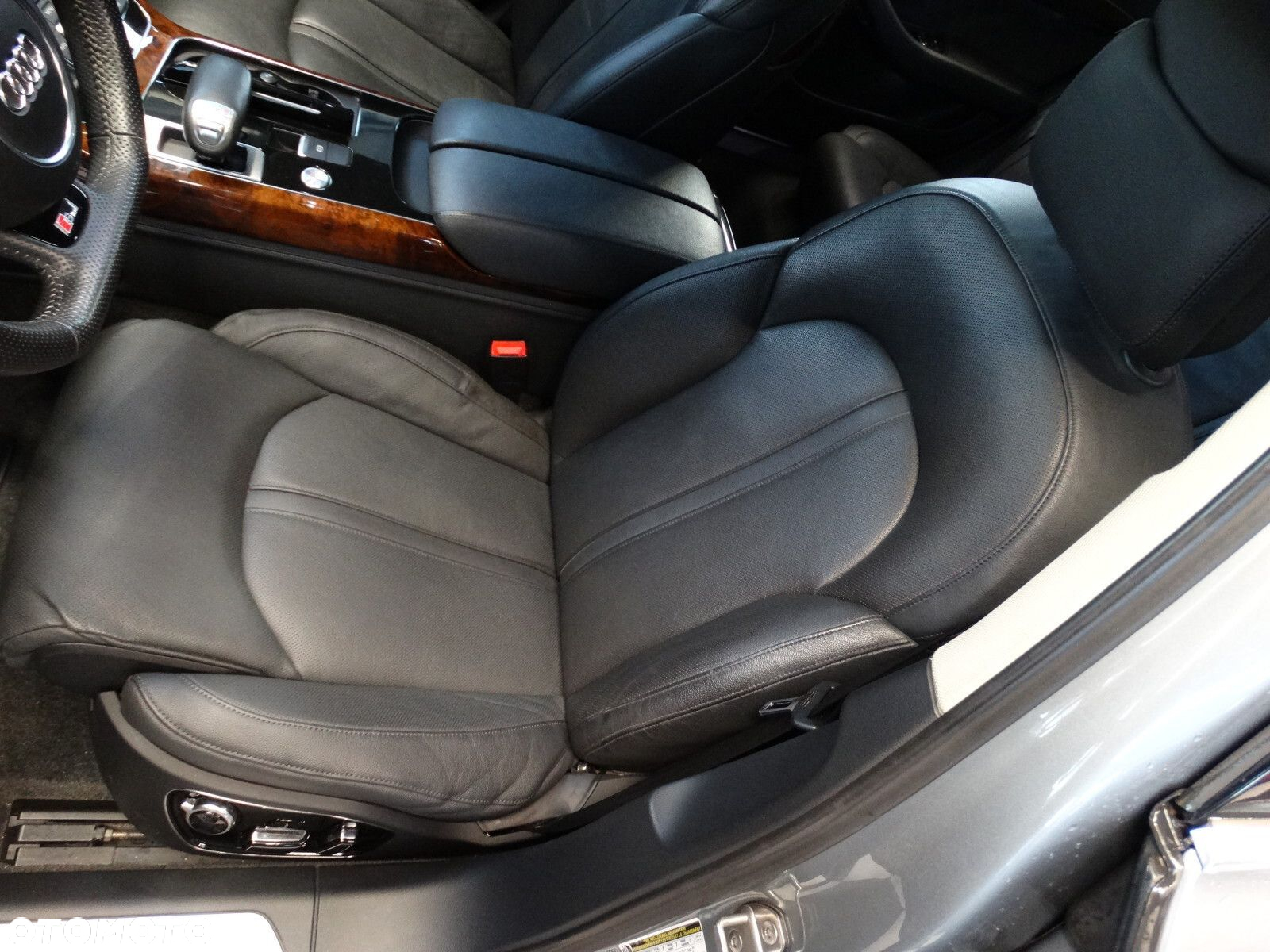 Audi A8 - 21