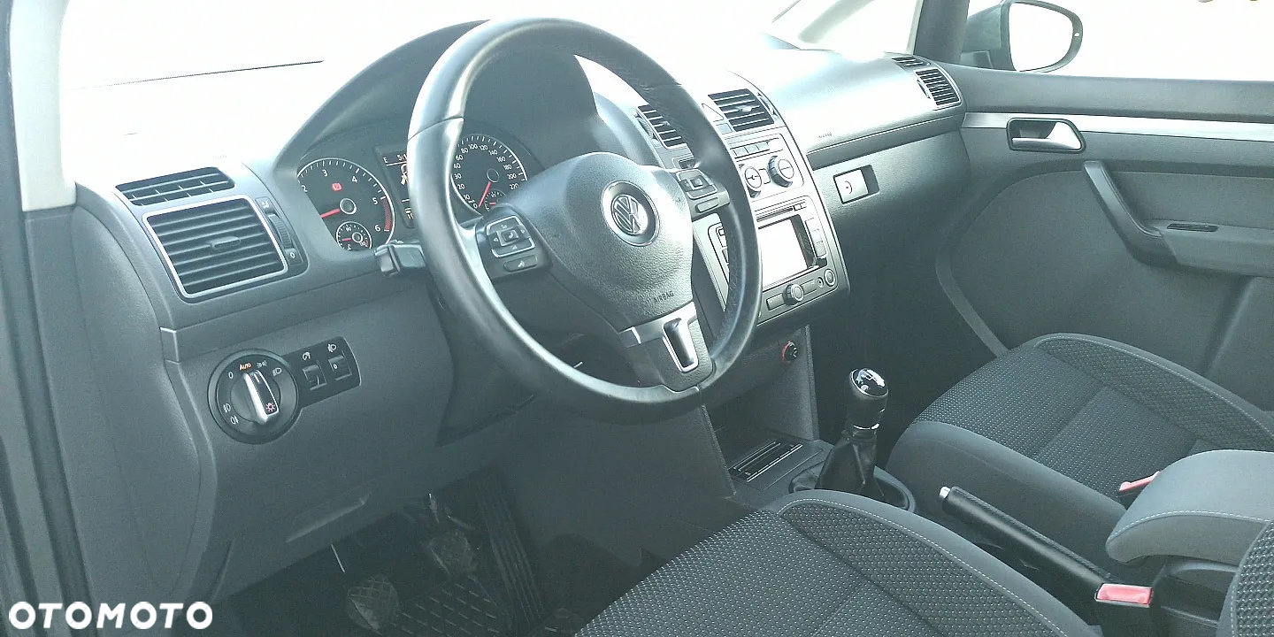 Volkswagen Touran 1.6 TDI DPF Highline - 18