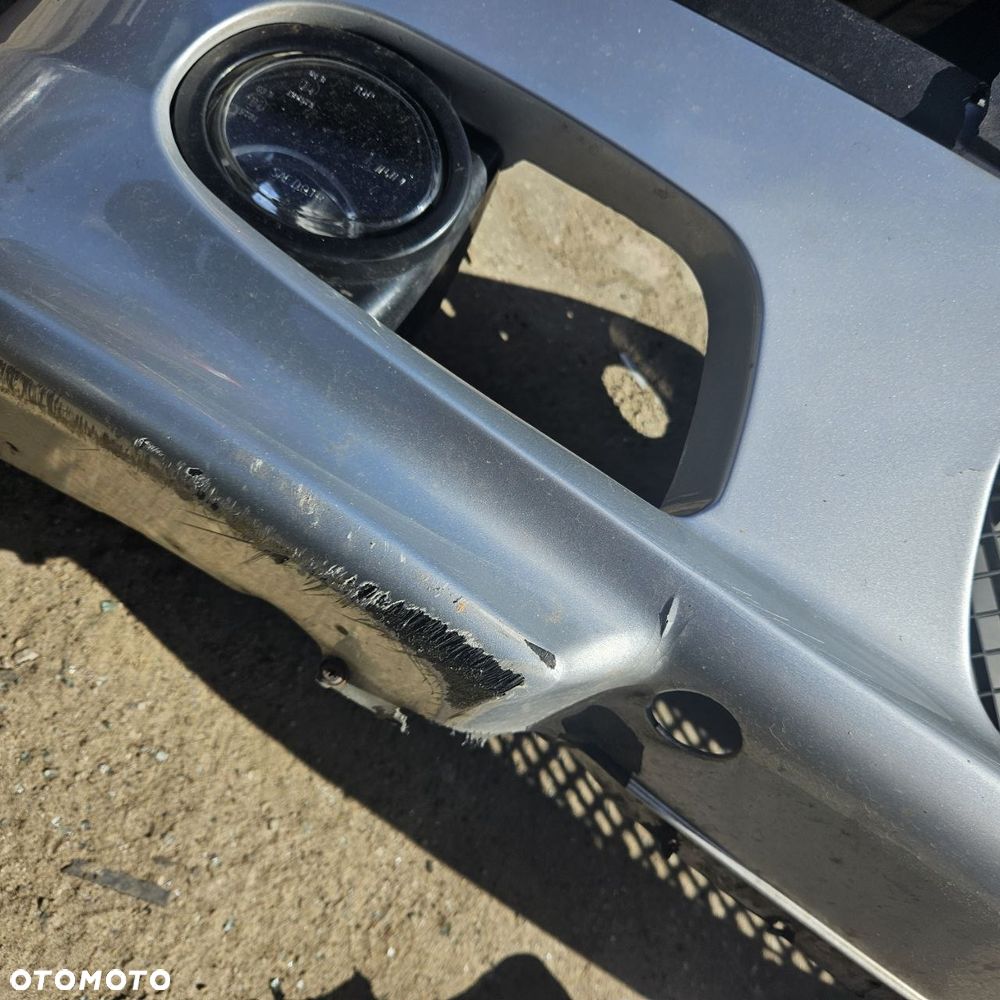 Zderzak przedni przód / BME E46 (kod lak: titansilber metalic ) - 4