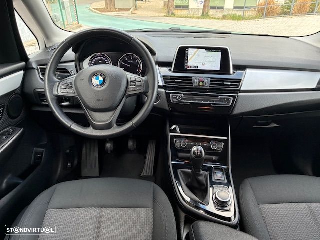 BMW 216 Active Tourer d Advantage - 24