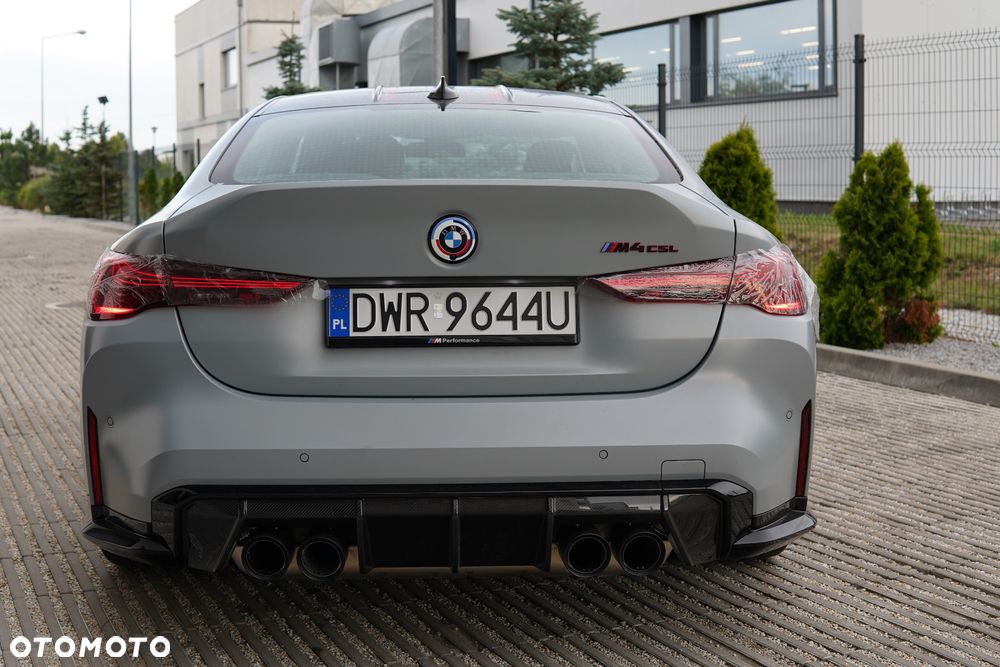 BMW M4 CSL sport - 24
