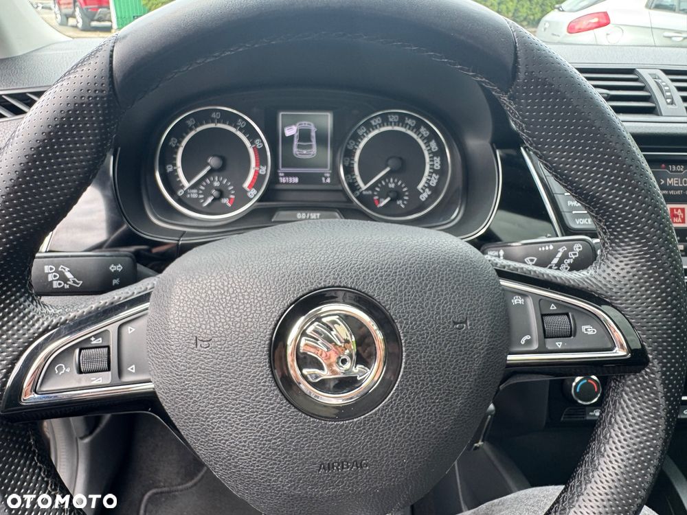 Skoda Fabia 1.0 TSI Monte Carlo - 25