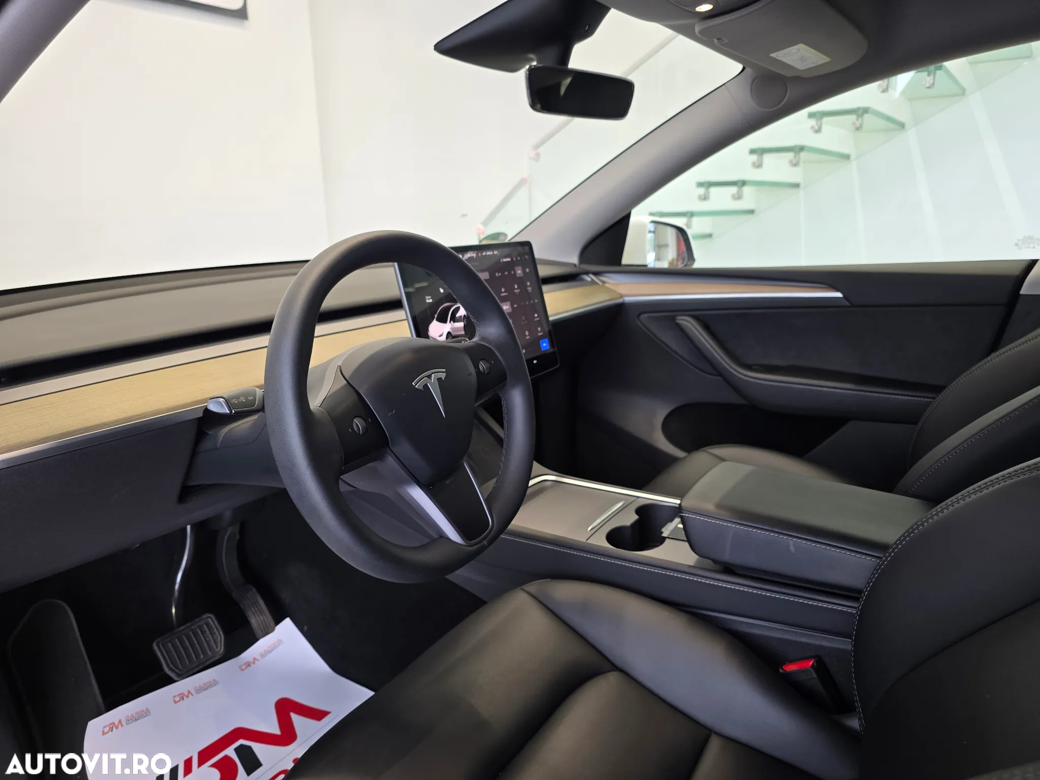 Tesla Model Y RWD - 13