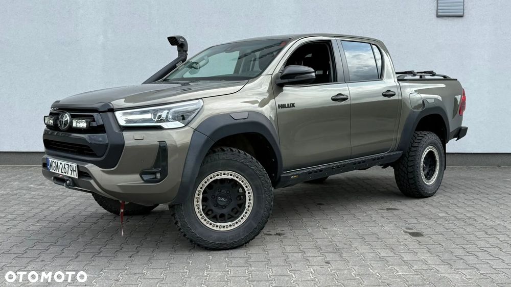 Toyota Hilux 2.8 D-4D Double Cab SR5 4x4 - 2