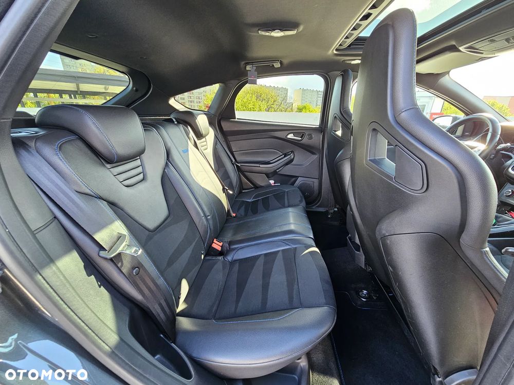 Ford Focus 2.3 EcoBoost RS - 13