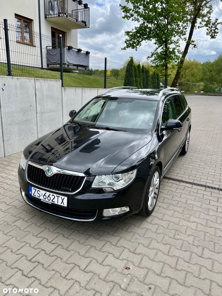 Skoda Superb 1.6 TDI Comfort/Active Green - 4