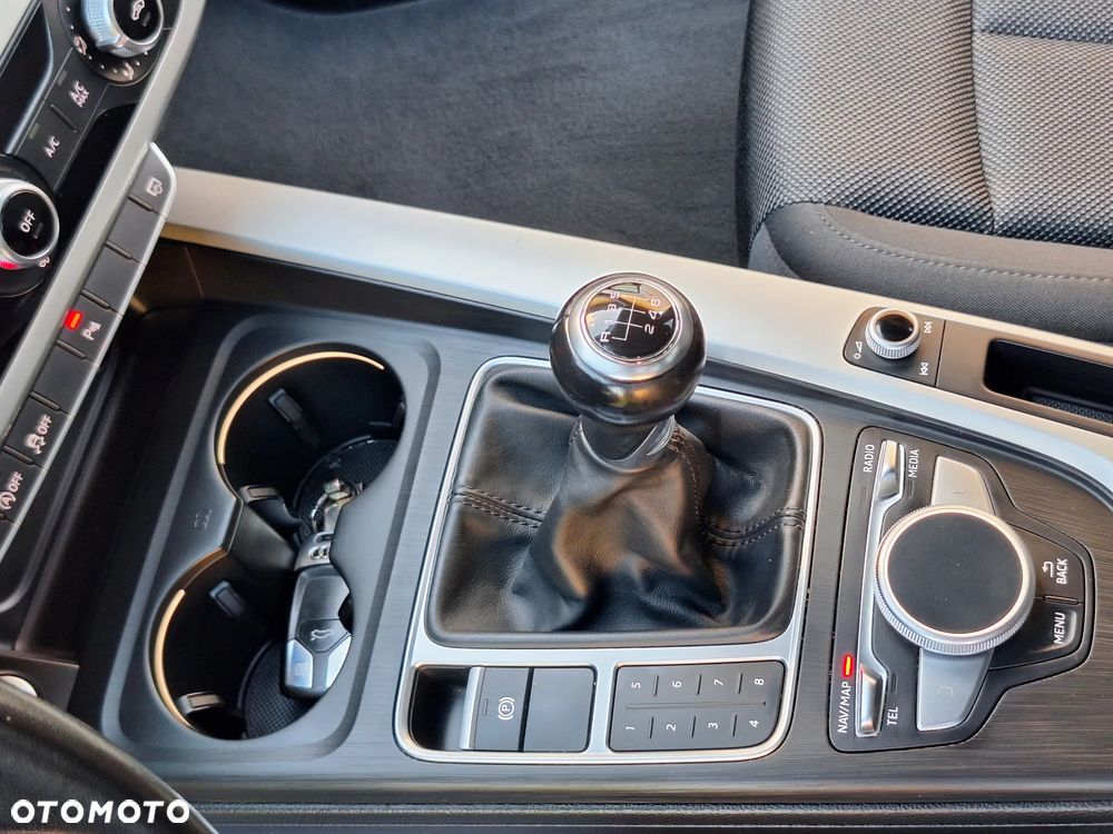 Audi A4 Avant 2.0 TDI Sport - 26