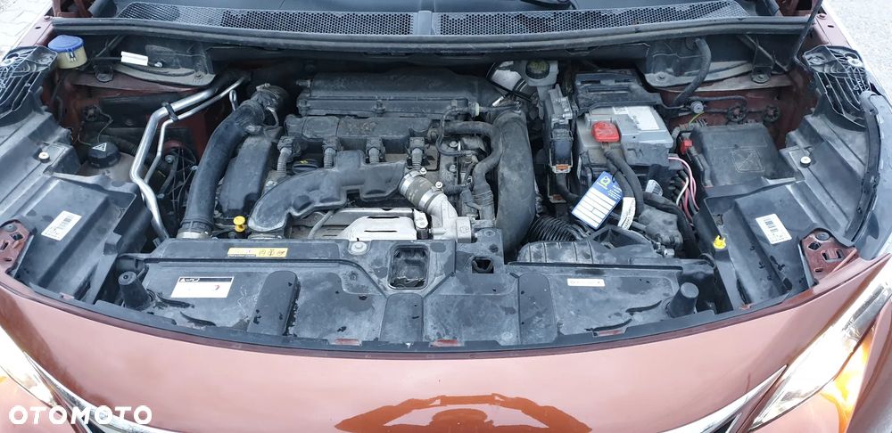 Peugeot 3008 1.6 THP Allure S&S EAT6 - 18