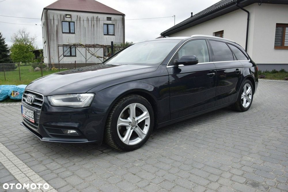 Audi A4 - 4