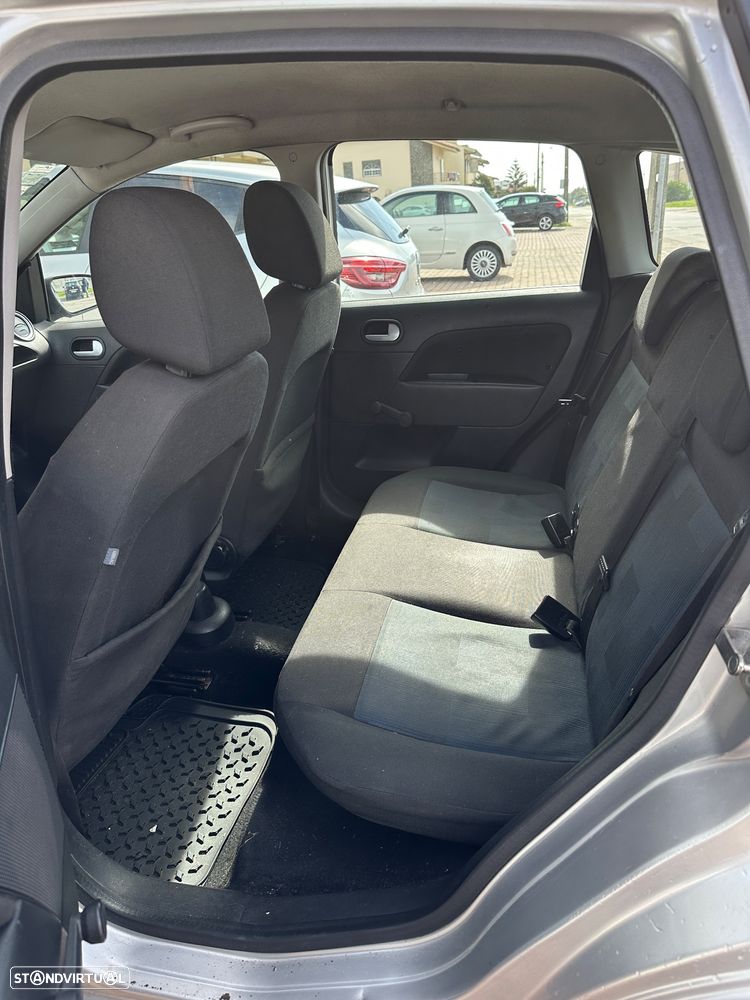 Ford Fiesta 1.25 Connection - 8