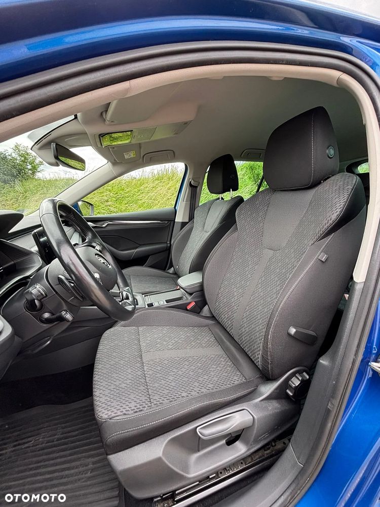 Skoda Octavia 2.0 TDI Style DSG - 10