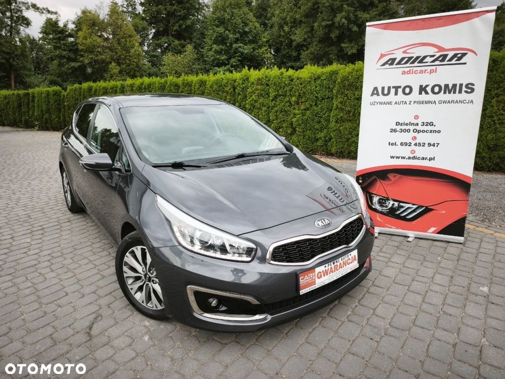 Kia Ceed - 4