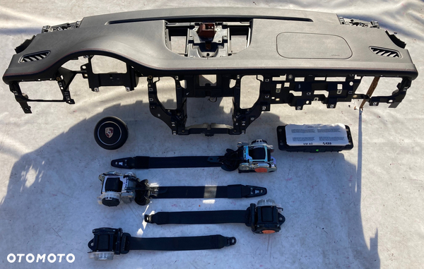 PORSCHE MACAN 95B DESKA SKÓRA CZERWONA NIĆ KONSOLA KOKPIT PULPIT PÓŁKA PARAPET DASHBOARD AIR BAG PODUSZKA POWIETRZNA KIEROWCY PASAŻERA AIRBAG PASY PAS SEATBELTS Oryginał !!!
