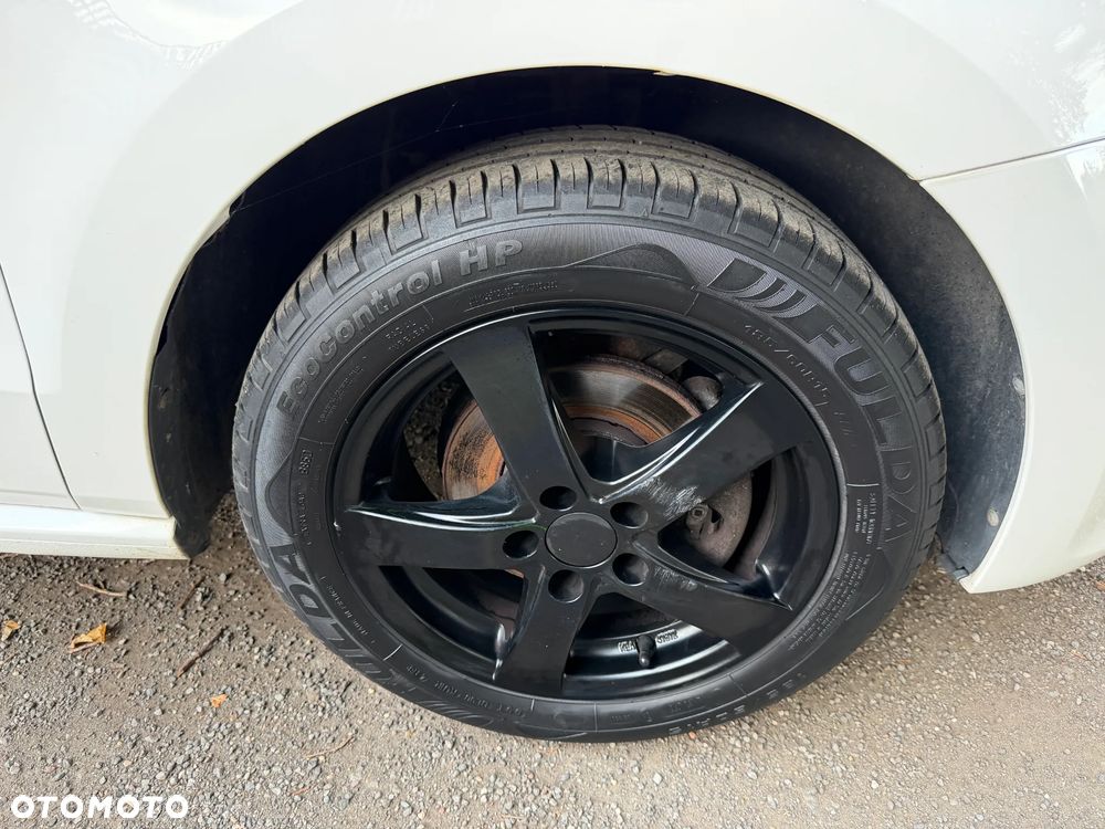 Volkswagen Polo 1.2 Life - 29