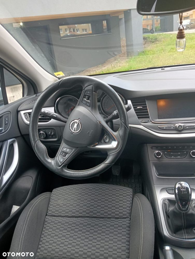 Opel Astra 1.6 CDTI Sport - 6