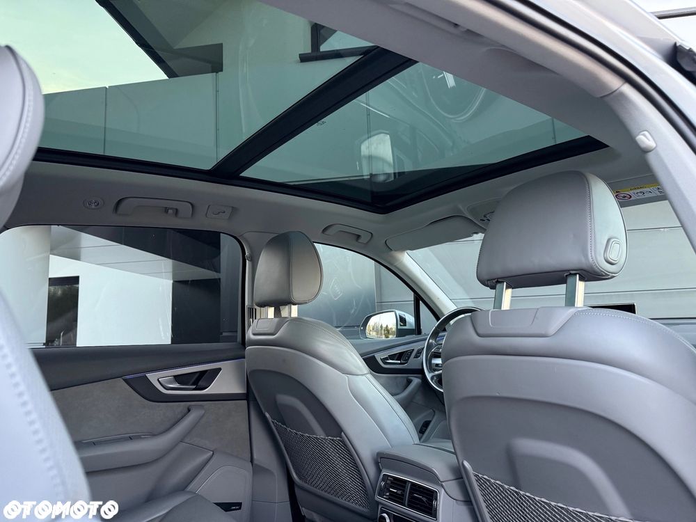 Audi Q7 - 9