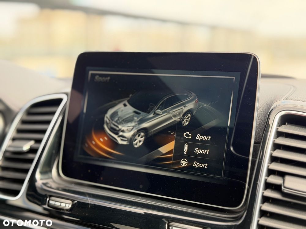 Mercedes-Benz GLE AMG 43 4-Matic - 36