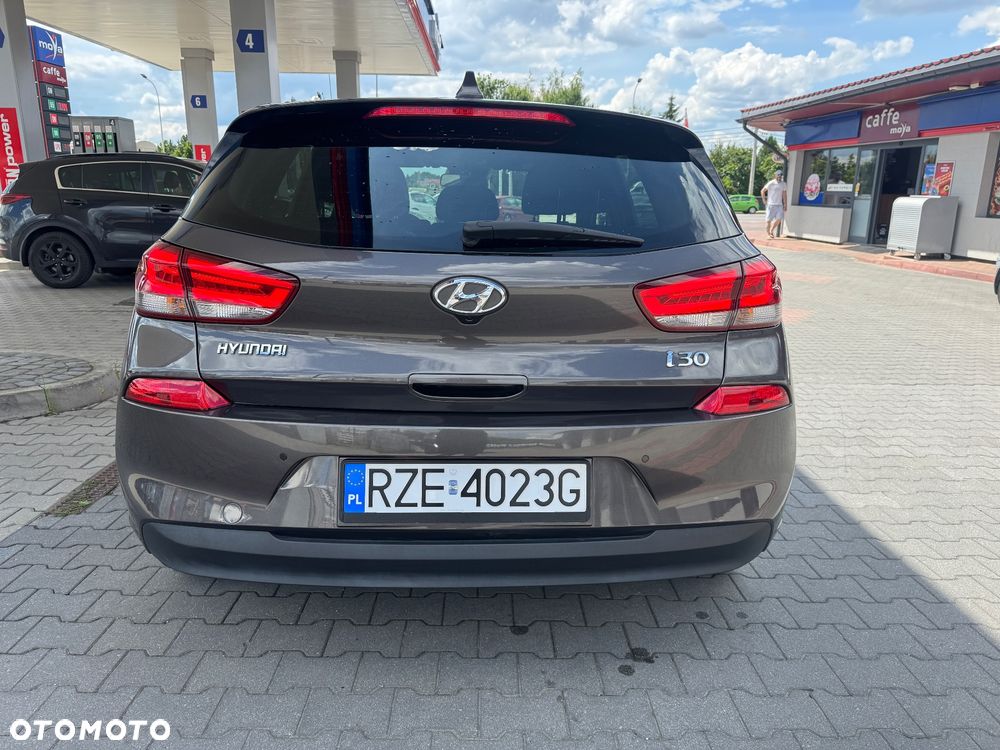 Hyundai i30 1.4 T-GDI DCT Passion Plus - 9