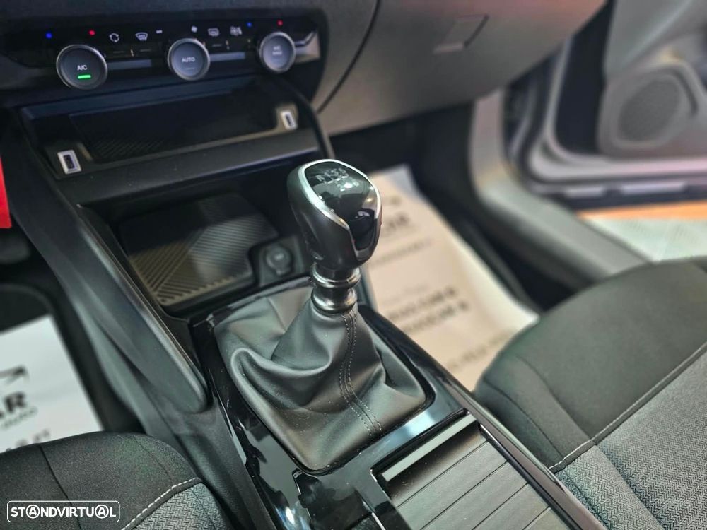 Citroën C4 1.2 PureTech Shine - 20