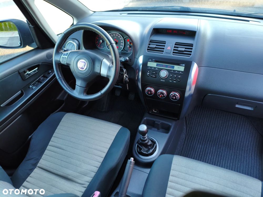 Fiat Sedici 1.9 Multijet DPF 4x4 Dynamic - 15
