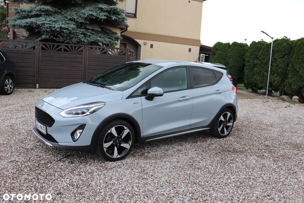 Ford Fiesta 2018 photo 2