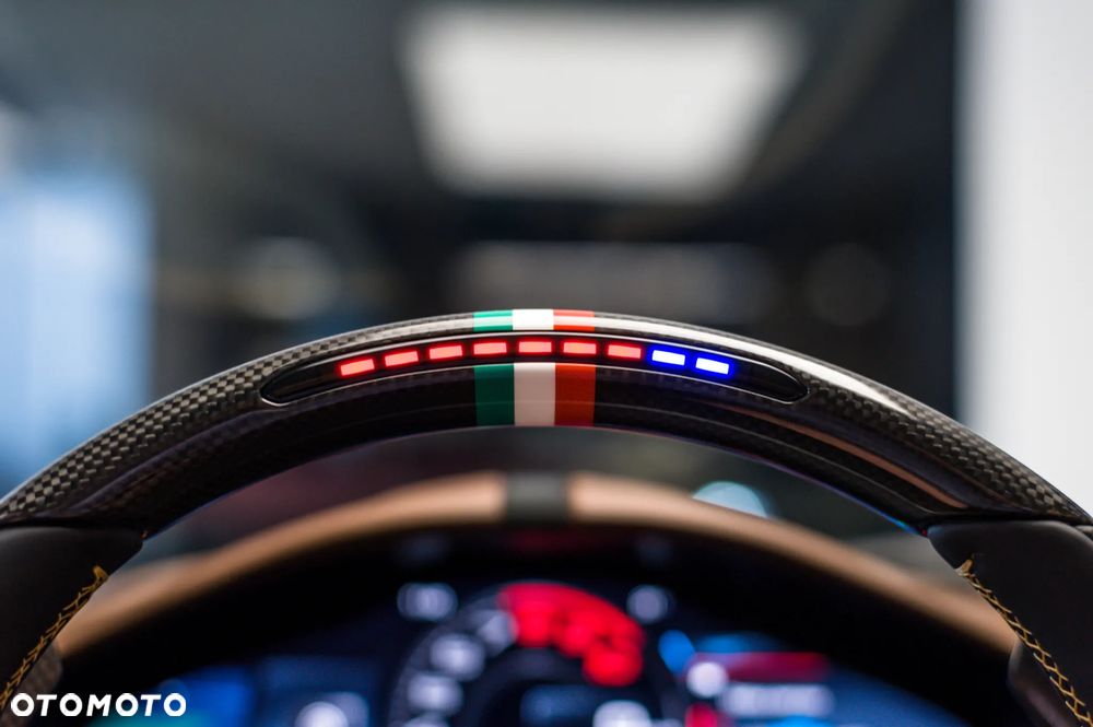 Ferrari Roma Spider - 35