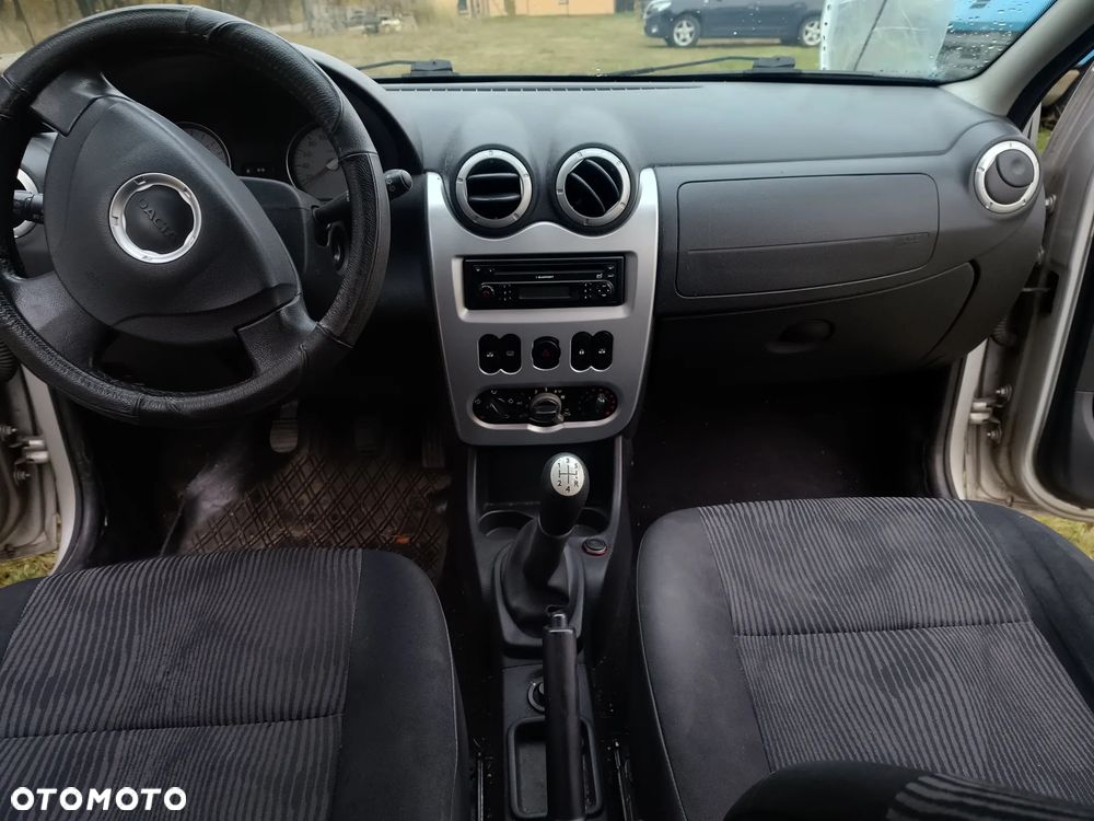 Dacia Logan - 14