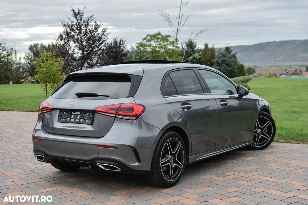 Mercedes-Benz A 160 AMG Line - 3